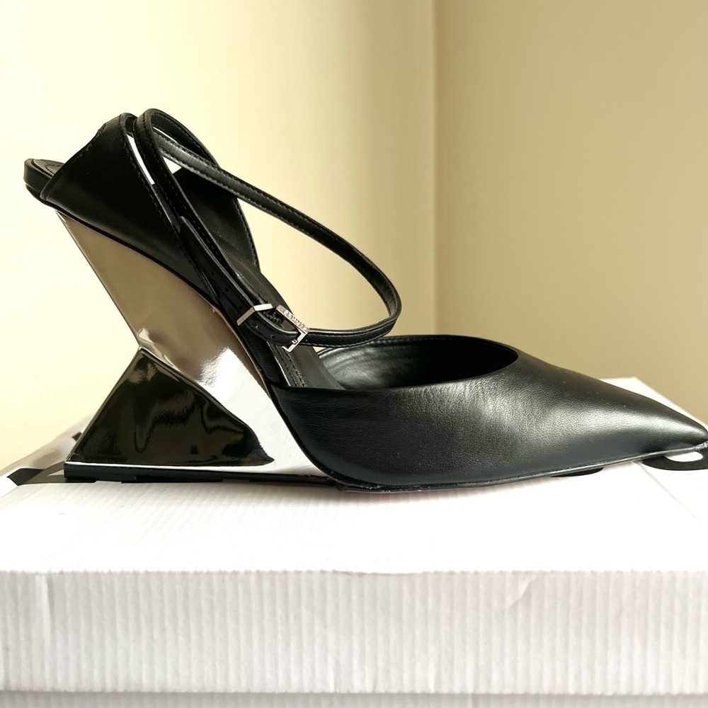 🔥HOT SALE🔥 Fabulous Schutz Janice Deluxe Nappa, Sold out quickly in stores